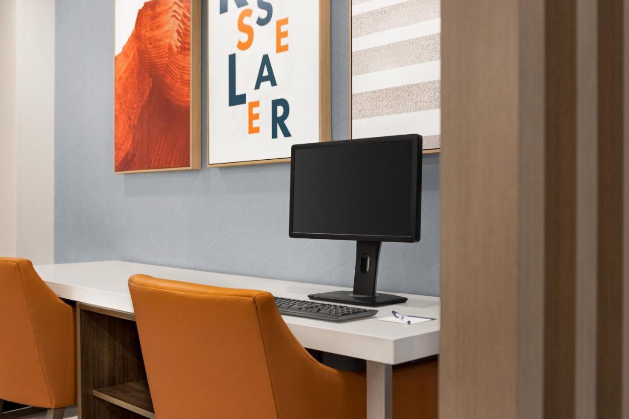 Holiday Inn Express & Suites East Greenbush Albany-Skyline An Ihg Hotel Rensselaer Εξωτερικό φωτογραφία