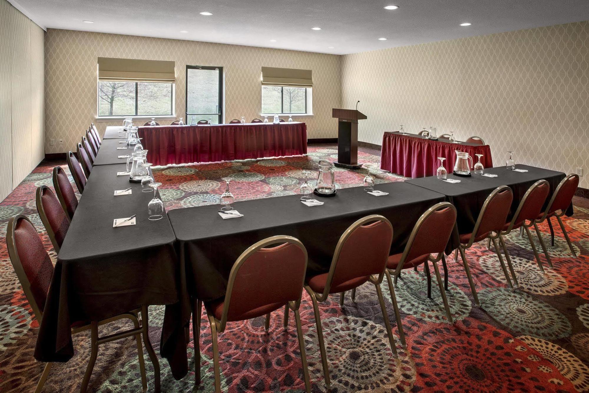 Holiday Inn Express & Suites East Greenbush Albany-Skyline An Ihg Hotel Rensselaer Εξωτερικό φωτογραφία