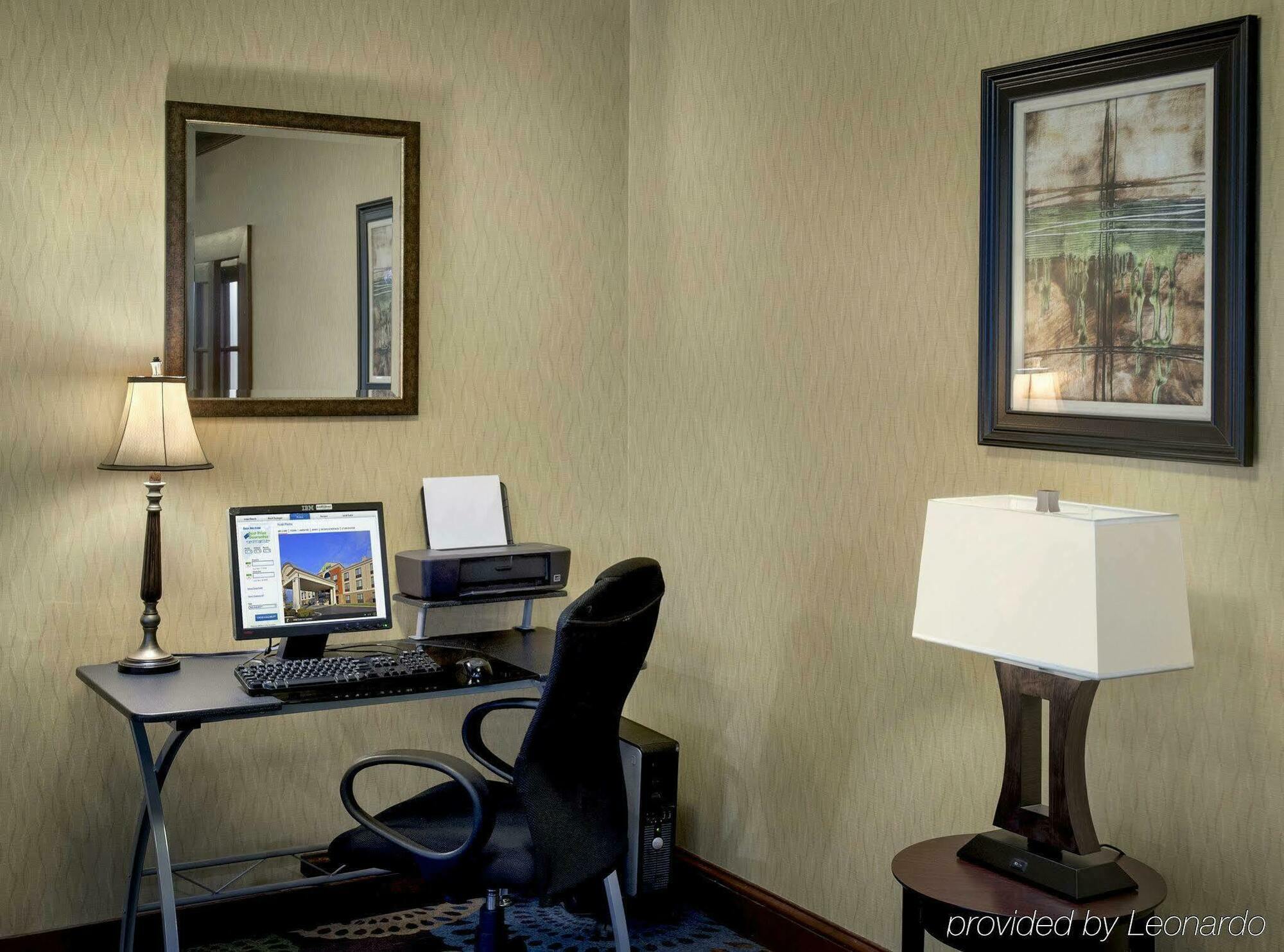 Holiday Inn Express & Suites East Greenbush Albany-Skyline An Ihg Hotel Rensselaer Εξωτερικό φωτογραφία